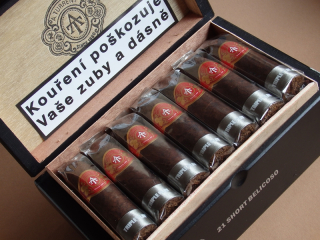 doutníky A. Turrent Triple Play Short Belicoso/21
