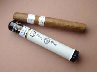 doutník Rocky Patel Vintage 1999 Toro Tube