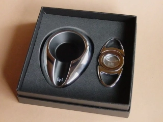 dárková sada popelník a ořezávač Chacom