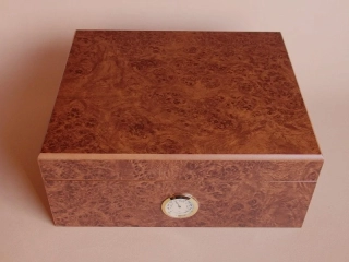doutníkový humidor Angelo Kořenice