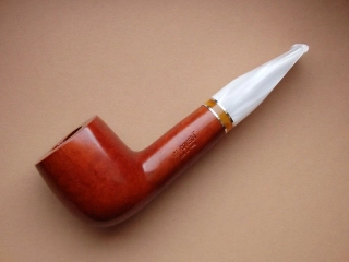 dýmka M. Rovera