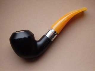 dýmka Rattray´s Monarch Black 178