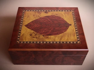 doutníkový humidor Angelo with Leaf